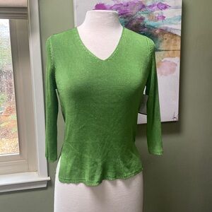 Sarah Arizona / Nordstrom - 🍏 green V-neck Sweater - Size M - NWT